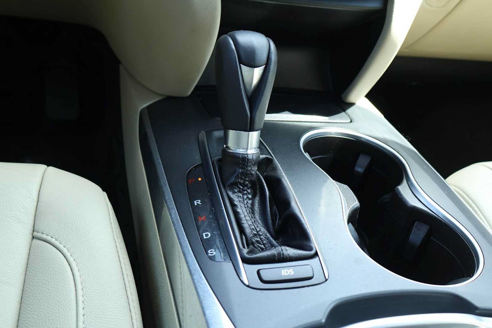 Used 2014 Acura MDX w/ Technology Package FWD image 17