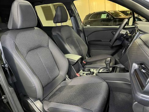 Used 2025 Subaru Forester Premium image 13