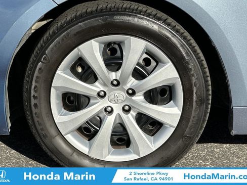 Used 2023 Toyota Corolla LE image 33