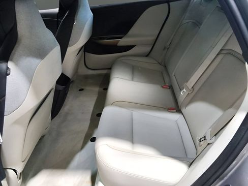 Used 2024 Lucid Air Touring AWD/4WD image 15