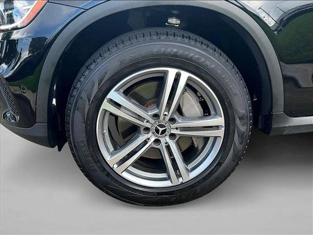 Used 2022 Mercedes-Benz GLC 300 4MATIC image 10