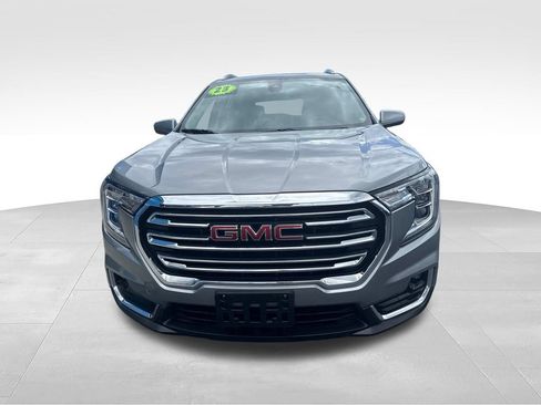 Used 2023 GMC Terrain SLT AWD/4WD image 9