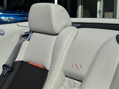 Used 2018 Rolls-Royce Dawn image 58