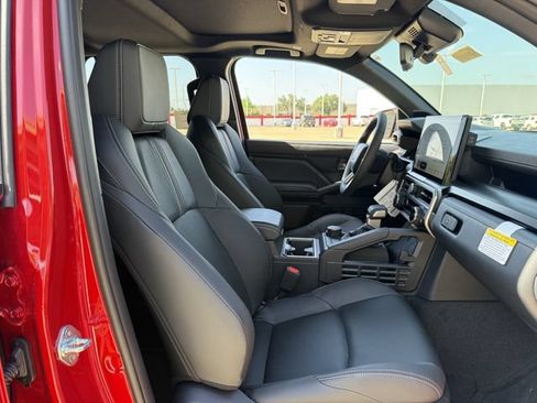 New 2026 Toyota 4Runner Limited AWD/4WD image 33