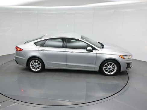 Certified 2019 Ford Fusion SE FWD image 52
