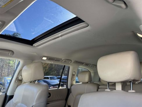 Used 2020 Nissan Armada Platinum w/ Cargo Package image 18