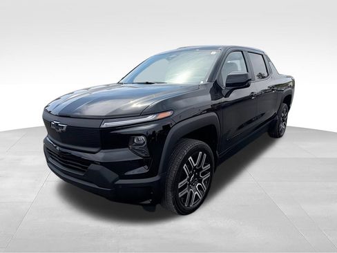 New 2026 Chevrolet Silverado EV W/T w/ LPO, Custom Package AWD/4WD image 4