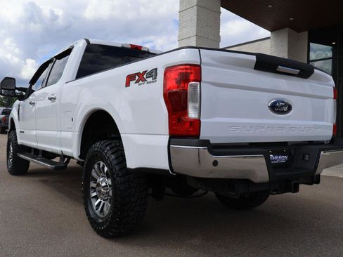 Used 2019 Ford F250 XLT w/ XLT Premium Package AWD/4WD image 2