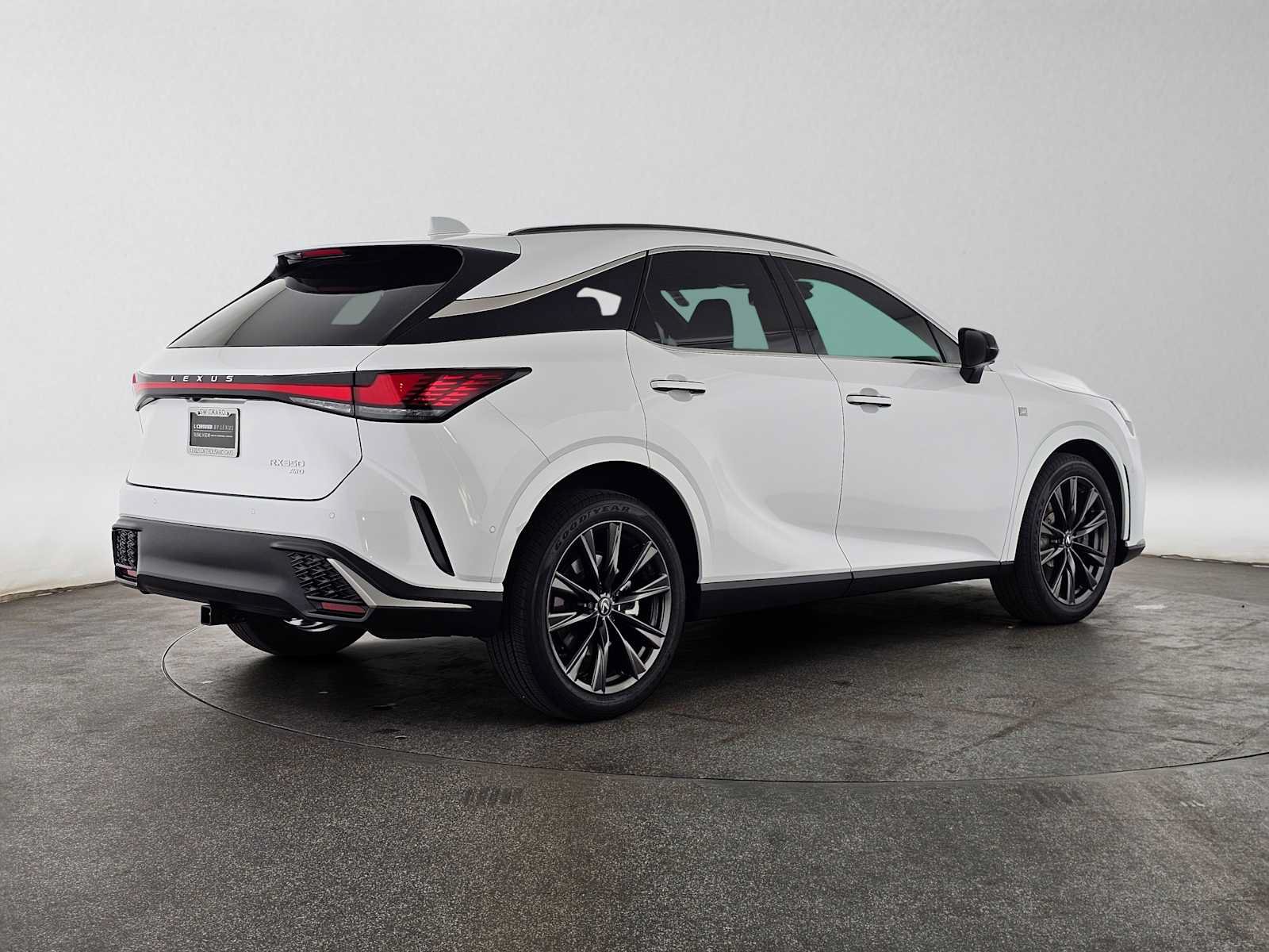 Certified 2024 Lexus RX 350 F Sport w/ Convenience Package AWD/4WD image 3