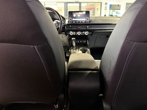Used 2025 Honda Civic Sport image 19