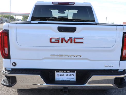 Used 2024 GMC Sierra 1500 SLT AWD/4WD image 6