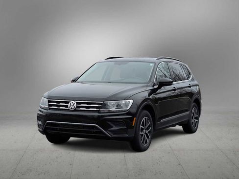 Used 2021 Volkswagen Tiguan SE AWD/4WD image 4