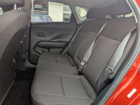 Used 2024 Hyundai Kona SEL AWD/4WD image 19