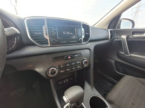 Used 2018 Kia Sportage LX FWD image 20
