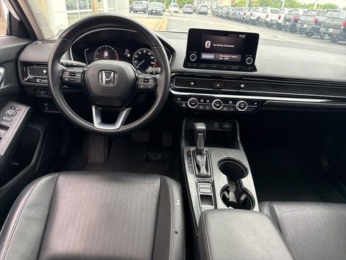 Used 2024 Honda Civic EX-L image 5