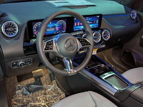 New 2026 Mercedes-Benz GLA 250 image 3