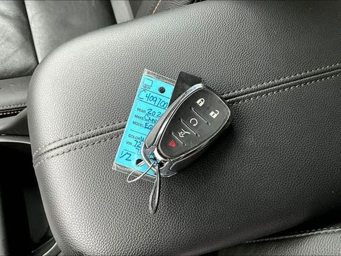 Used 2020 Chevrolet Equinox Premier image 34