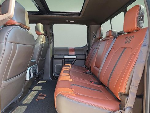 Used 2018 Ford F150 King Ranch w/ Equipment Group 601A Luxury AWD/4WD image 10