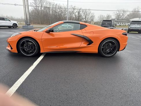 Used 2023 Chevrolet Corvette Stingray Preferred Cpe w/ Z51 Performance Package image 4