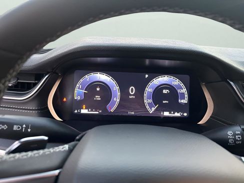 New 2025 Jeep Grand Cherokee L Altitude image 34