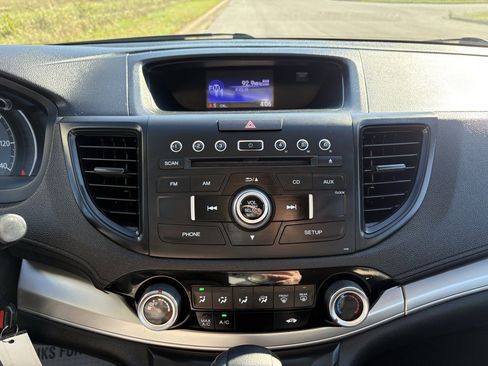 Used 2016 Honda CR-V SE image 25