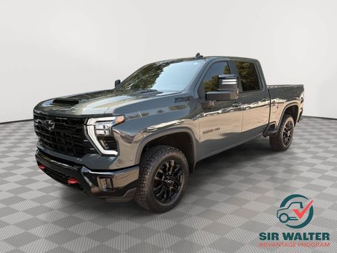 Used 2025 Chevrolet Silverado 2500 LT w/ Trail Boss Package AWD/4WD image 1