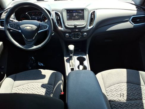 Used 2024 Chevrolet Equinox LT FWD image 16