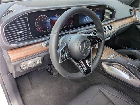 New 2026 Mercedes-Benz GLE 350 4MATIC image 3
