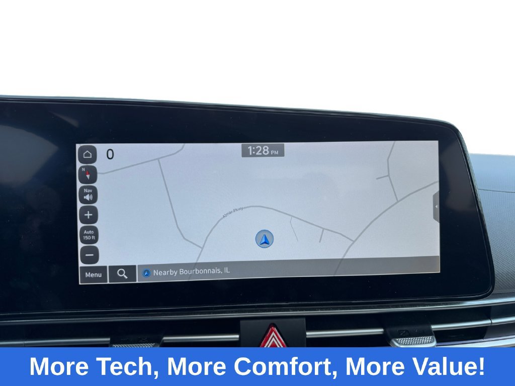 Used 2025 Hyundai Elantra SEL FWD image 18