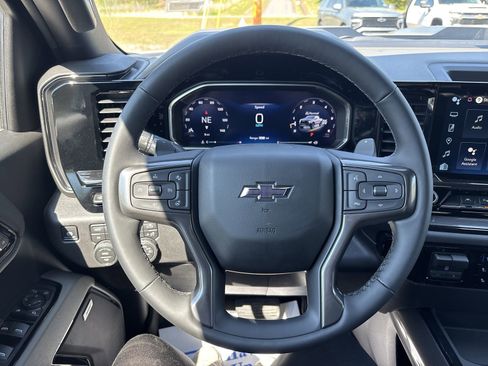 New 2026 Chevrolet Silverado 1500 ZR2 AWD/4WD image 17
