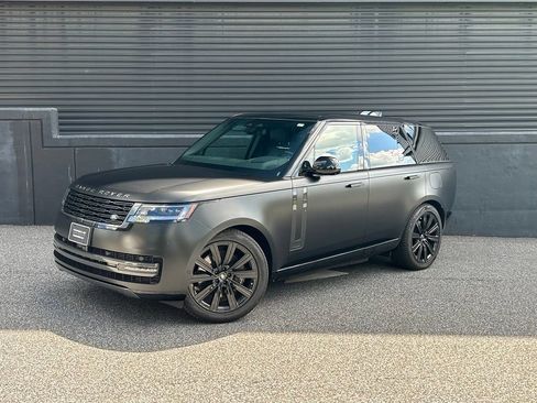 Used 2024 Land Rover Range Rover Autobiography AWD/4WD image 1