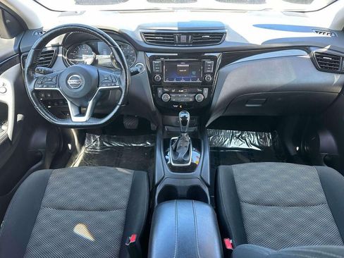 Used 2022 Nissan Rogue Sport SV AWD/4WD image 13