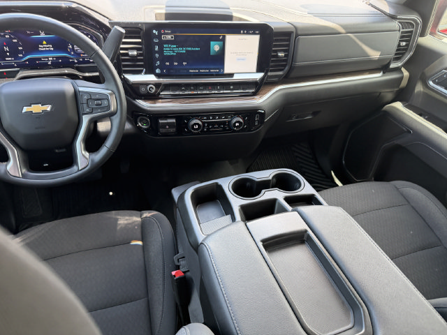 Used 2025 Chevrolet Silverado 1500 LT AWD/4WD image 19