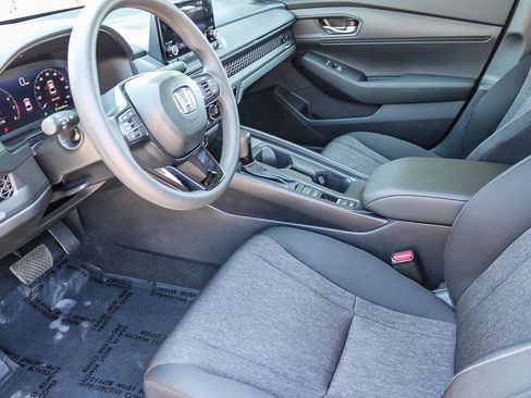Certified 2025 Honda Accord LX image 19