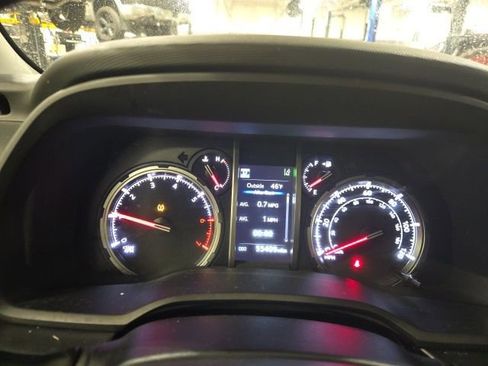 Used 2024 Toyota 4Runner TRD Off-Road image 17