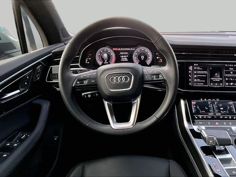Used 2025 Audi Q7 3.0T Premium Plus w/ Premium Plus Package AWD/4WD image 6