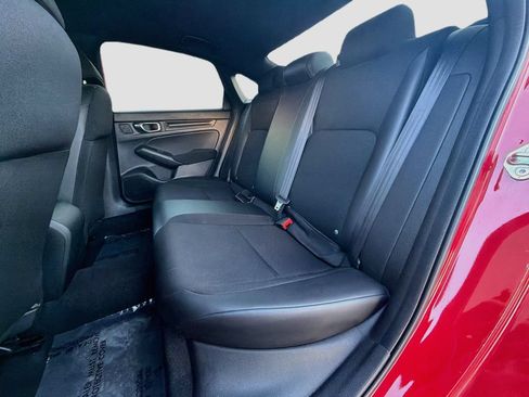 Used 2023 Honda Civic Sport image 16