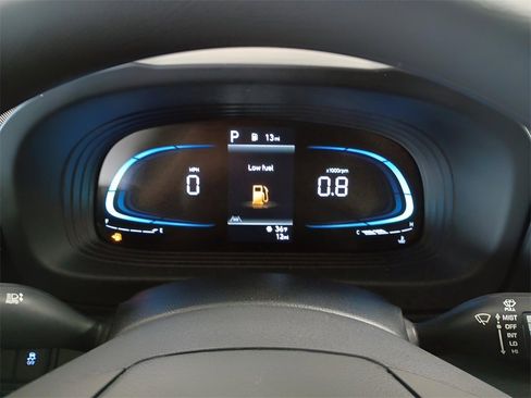 New 2026 Hyundai Venue SE image 11