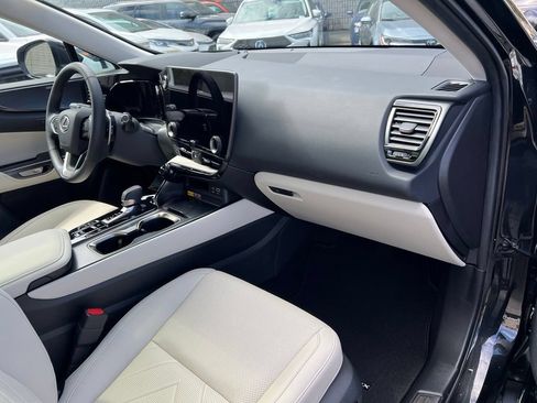 Used 2025 Lexus NX 350h AWD w/ Accessory Package (K3) image 25