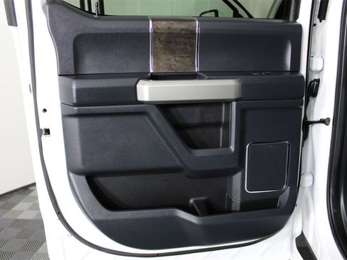 Used 2022 Ford F450 Lariat w/ Lariat Ultimate Package image 36