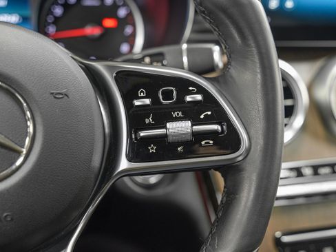 Used 2020 Mercedes-Benz GLC 300 4MATIC image 19