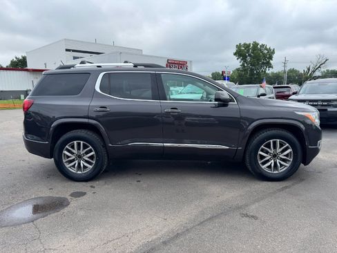 Used 2017 GMC Acadia Denali w/ Technology Package AWD/4WD image 6