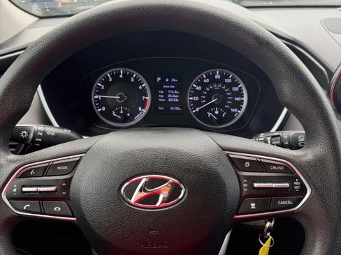 Used 2019 Hyundai Santa Fe SE FWD image 10
