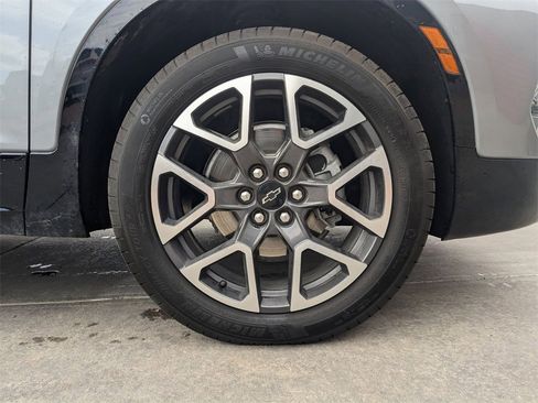 Used 2024 Chevrolet Blazer RS w/ Enhanced Convenience Package image 29