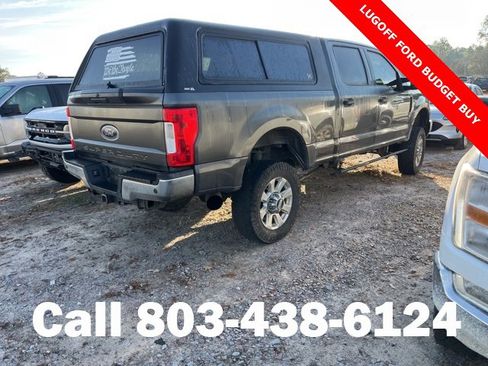 Used 2017 Ford F250 XLT w/ XLT Value Package image 2