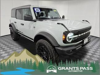 Used 2022 Ford Bronco Wildtrak video 1