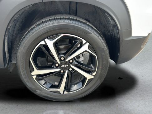 Used 2023 Chevrolet TrailBlazer RS w/ Convenience Package FWD image 18