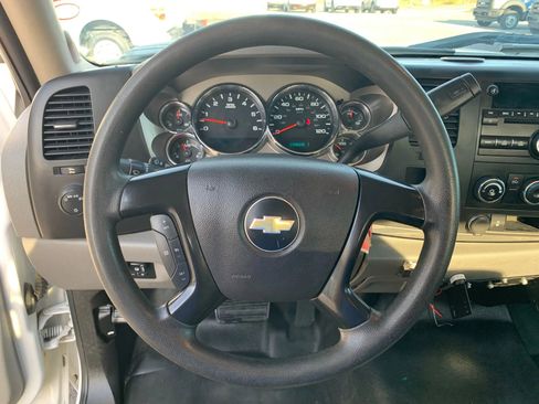 Used 2013 Chevrolet Silverado 3500 W/T image 7