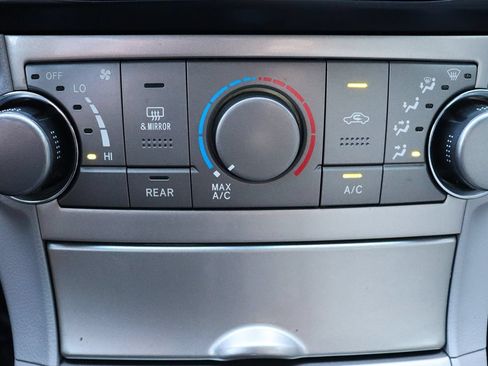 Used 2013 Toyota Highlander Plus FWD image 46