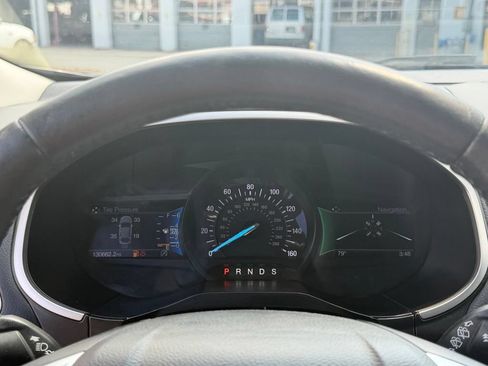 Used 2019 Ford Edge SEL w/ Equipment Group 201A FWD image 18